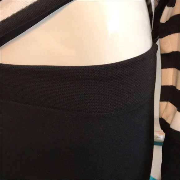 Black Fleece Lined Leggings - Picture 7 of 8